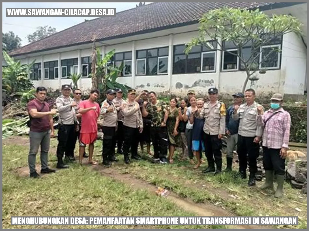 Menghubungkan Desa: Pemanfaatan Smartphone untuk Transformasi di Sawangan