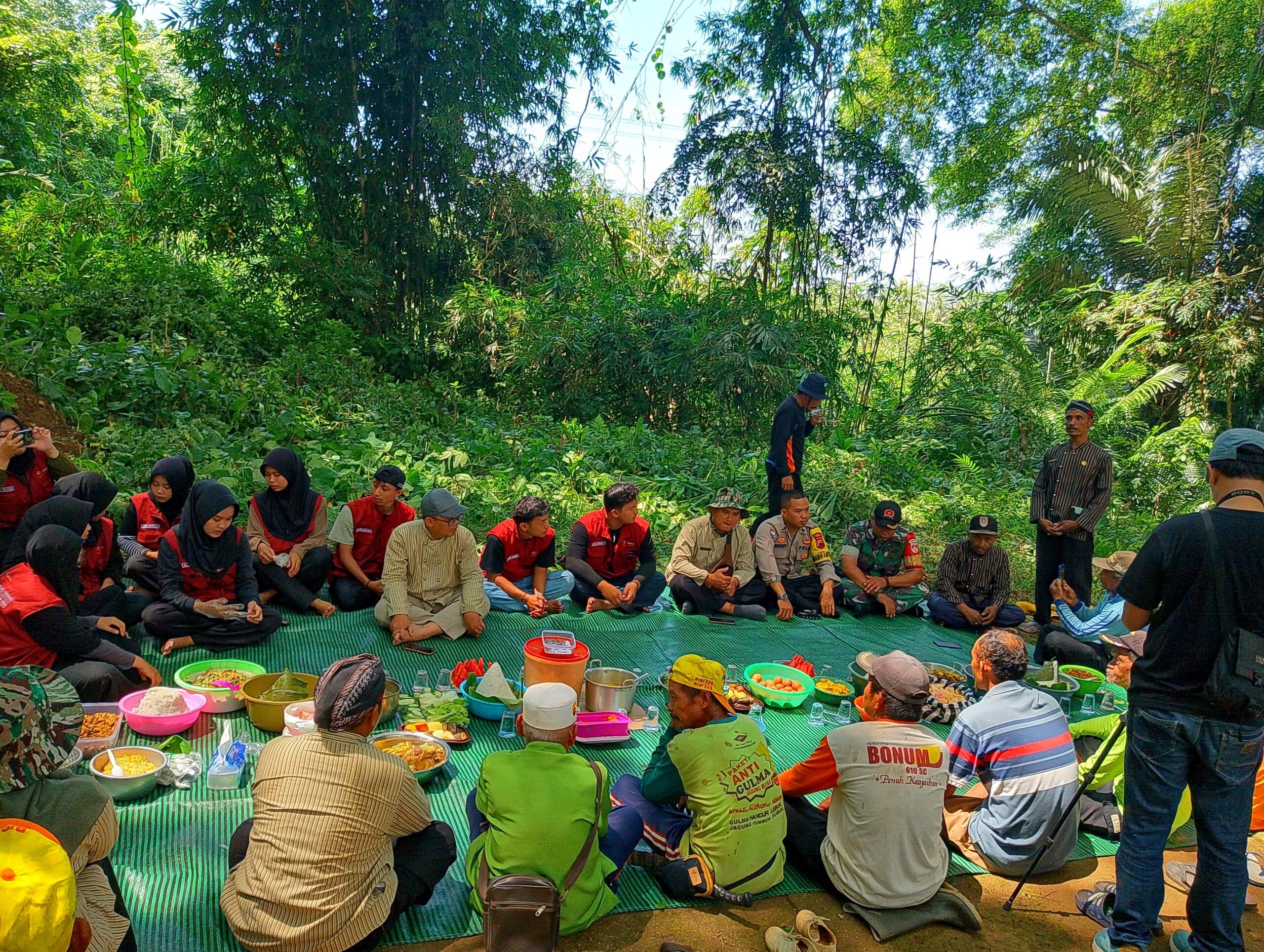 Tasyakuran Memetri Bumi dan Bersih Desa: Wujud Syukur dan Pelestarian Tradisi di Desa Sawangan
